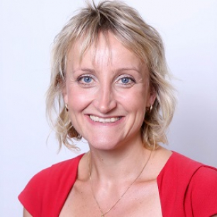 Dr Julia Lappin Dr Julia Lappin