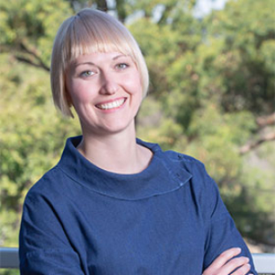 Dr Kari Lancaster