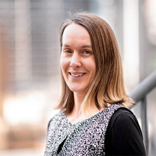 Dr Monica Barratt