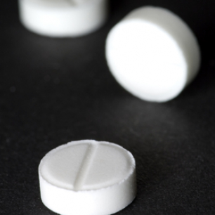 image - Three White Pills 280 0